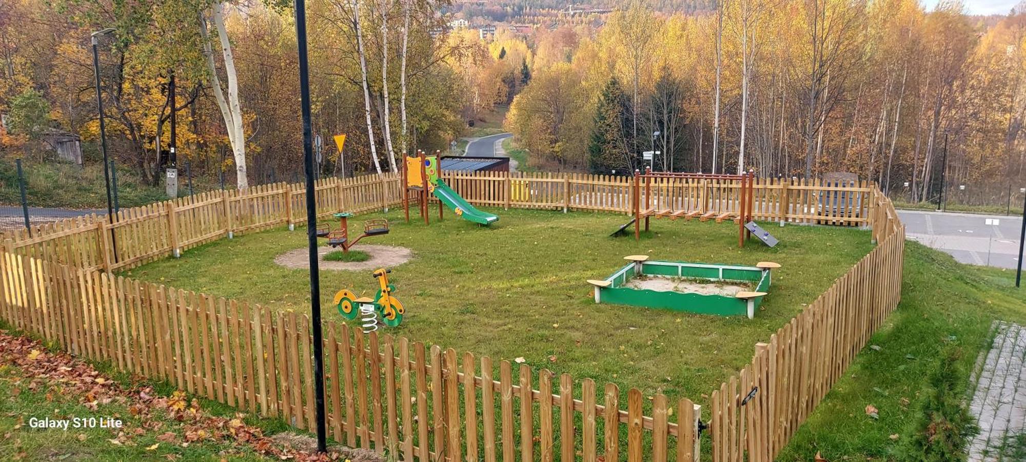 Izerski Widok - Z Tarasem, Osada Gorska